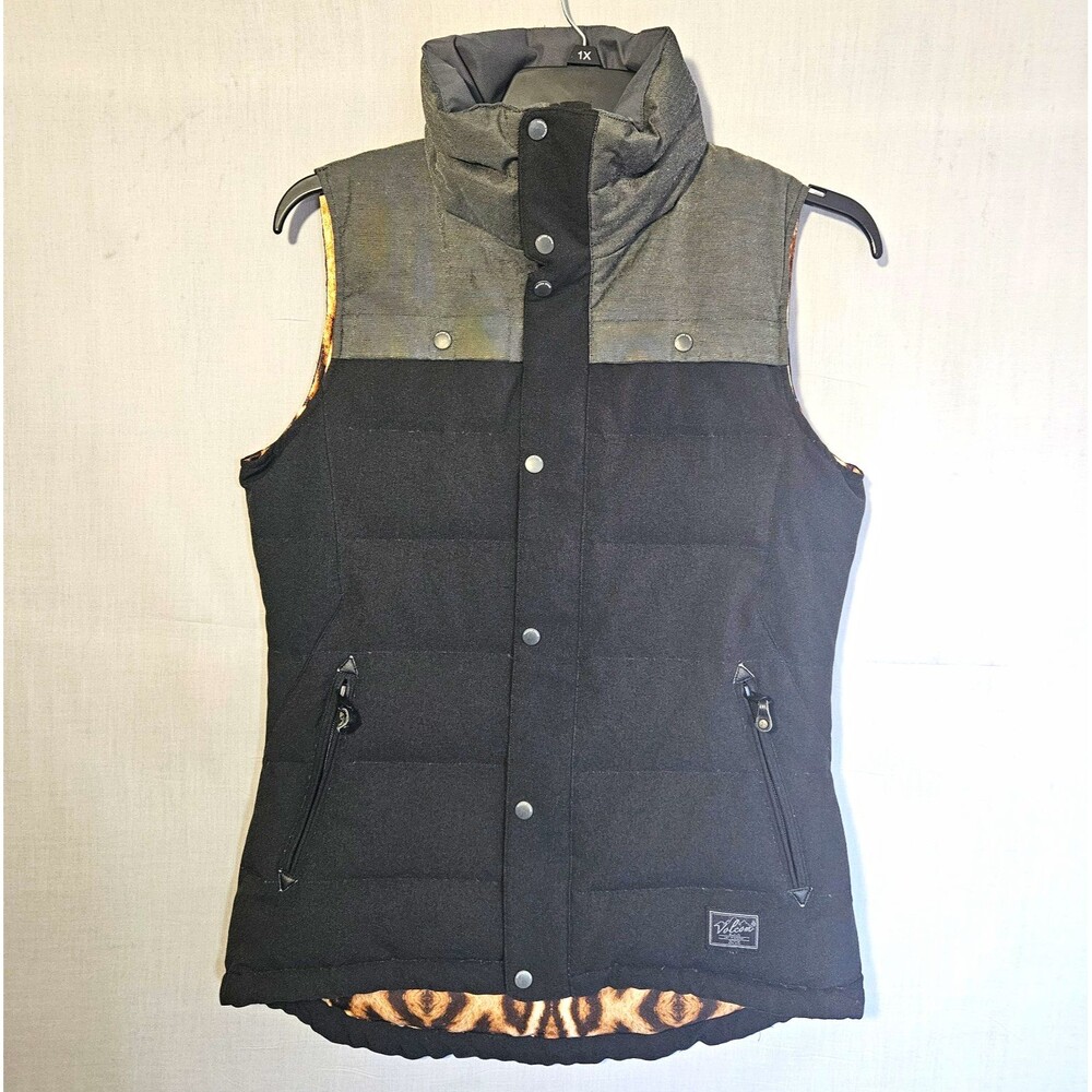 Volcom Heart Down Duck Vest Womens M Black Grey Cheetah Print Puffer 600mm